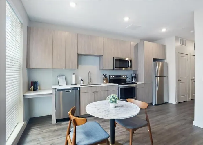 Cozysuites Modern 1br, Lawrenceville *