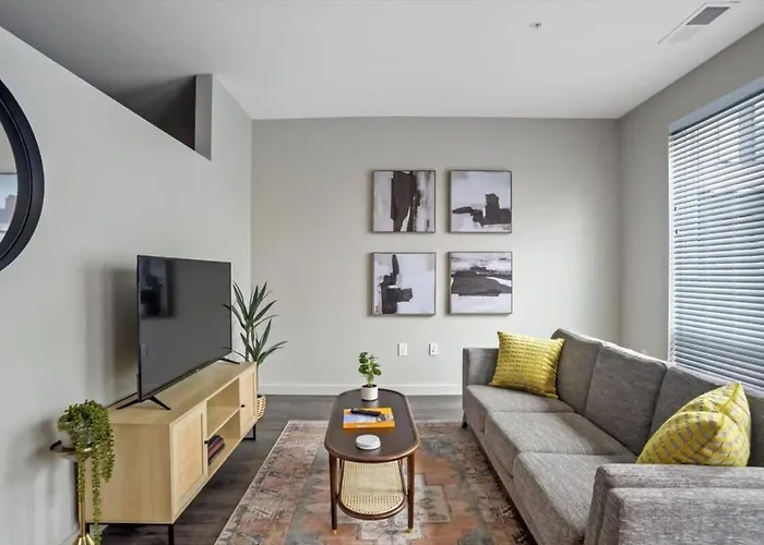 Cozysuites Modern 1br, Lawrenceville Apartment Pittsburgh