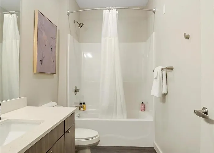 Apartment Cozysuites Modern 1br, Lawrenceville Pittsburgh